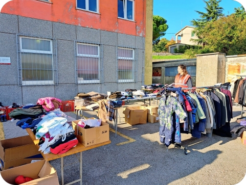 „Roba za hranu“: Pridružite se 5. eko-humanitarnom buvljaku u Labinu!-147875