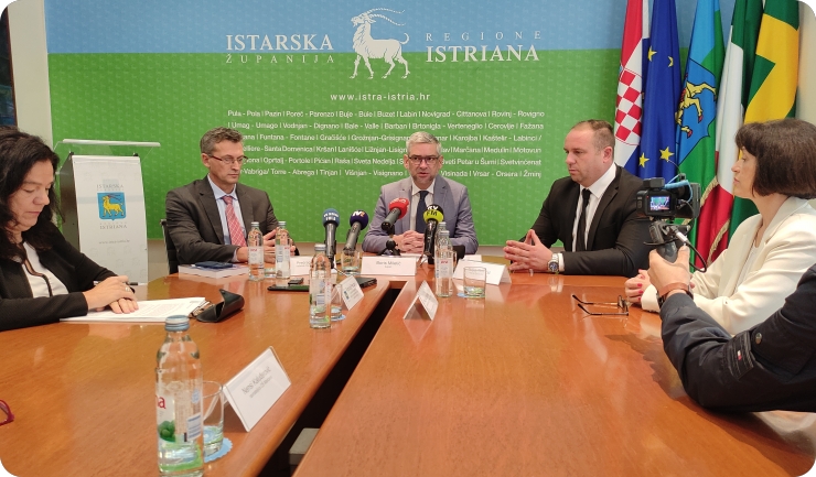 Jednosmjenska nastava u Žminju i Marčani postaje stvarnost: Odobreni projekti rekonstrukcije-147811