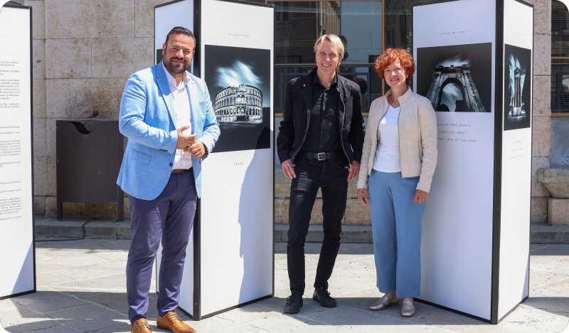 Na pulskom Forumu možete pogledati izložbu fotografija Damira Hoyke-144788