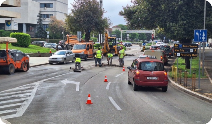 Počeli novi radovi u centru Pule, zatvorena Dalmatinova ulica (VIDEO)-160415