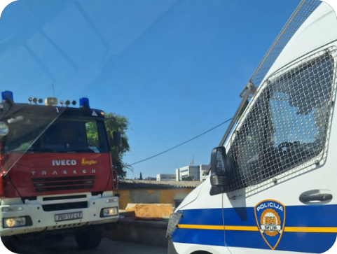Požar stambenog objekta na Marsovom polju, jedna osoba pod nadzorom policije-162548
