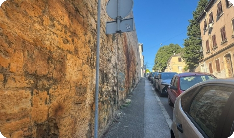 U petak obnova zida pulskog Vodovoda, vozače mole da ne parkiraju uz zid-163913