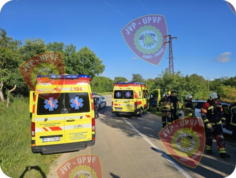 Zbog neprilagođene brzine izgubio kontrolu i udario u drvo-160462