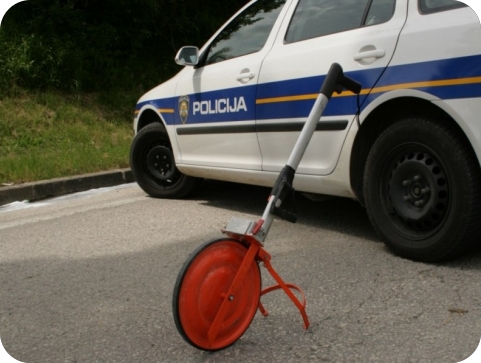 Teško ozlijeđena pješakinja u Dukićevoj ulici u Puli-160504