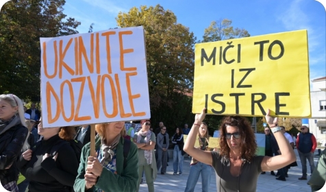 Prosvjednici u Pazinu traže hitne odluke: Ili ste na strani građana ili ste protiv nas!-164269