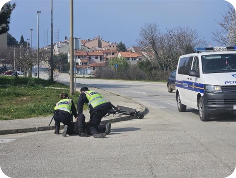 Bez kacige i pod utjecajem alkohola pao s romobila-161457