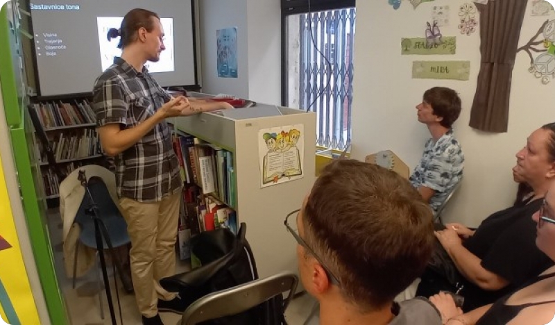 Anton Perkov u Vodnjanu održao predavanje o glazbi i znanosti-155316