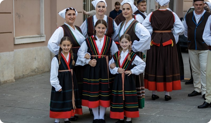 KUD ‘‘Uljanik’’ otvara srpanj folklorom na pulskom Forumu-153548