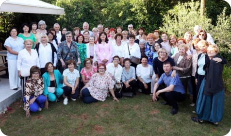 Pedeset godina nakon mature ponovno zajedno: Susret generacije Ekonomske škole Pula-160861