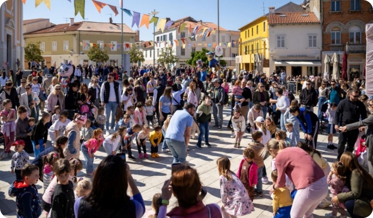 Uskrsne radosti i tradicionalni okusi na Trgu slobode-159617