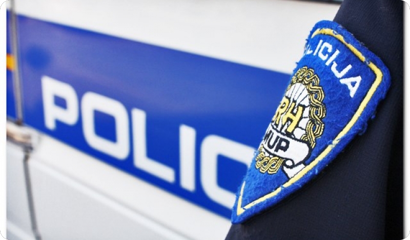 Izbio požar u skladištu i trgovini namještaja u Poreču-159567