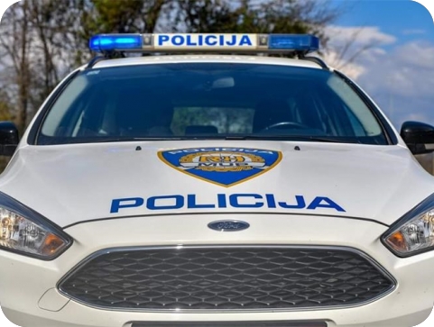 Dilala drogu ispred policije-155309