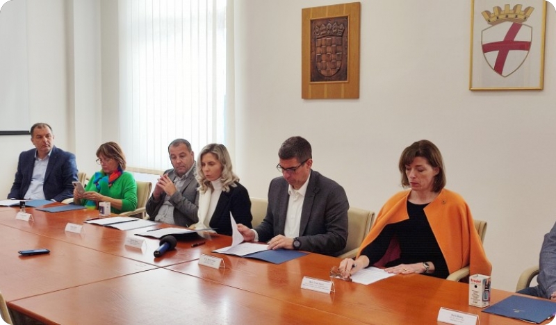 Grad Rovinj će prvi u Hrvatskoj mladima omogućiti stjecanje radnog iskustva u struci-132254