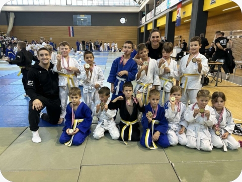 Mladi judaši Istarskog borca osvojili brojne medalje na Kupu Istre-156423