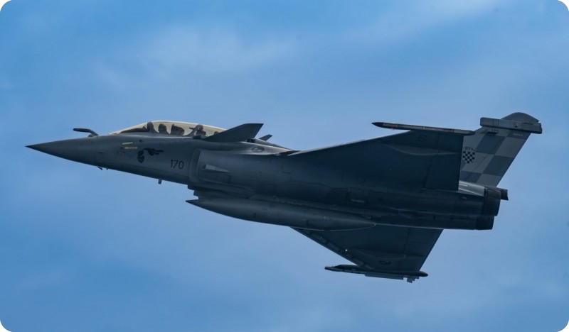 Hrvatski Rafale presreo malteški putnički avion koji je bio označen kao moguća prijetnja-164218