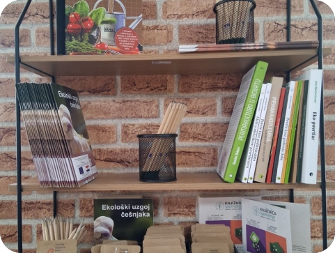 U porečkoj knjižnici možete posuditi i autohtono sjemenje za svoj vrt!-158744