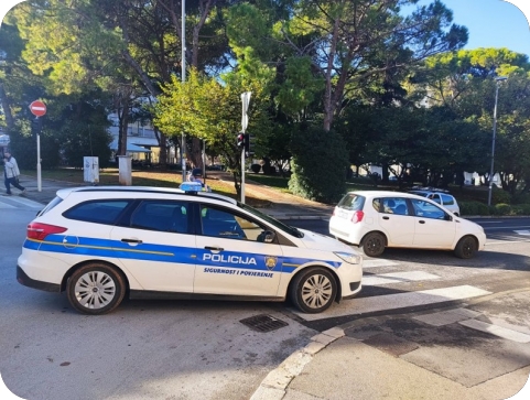 Pula: Oborena pješakinja-122105