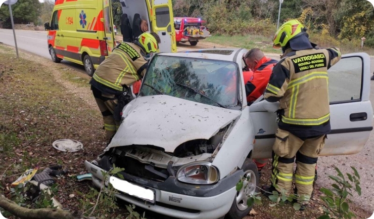 Teško ozlijeđen u prometnoj nesreći u Rovinju-123039