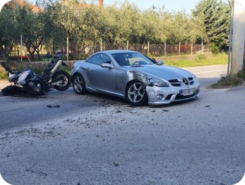 U jučerašnjim nesrećama teško su ozlijeđeni vozači motocikla i električnog bicikla-126760