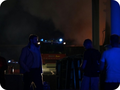 Nakon gotovo 13 sati ugašen požar u Puli, policija utvrđuje uzrok-164153