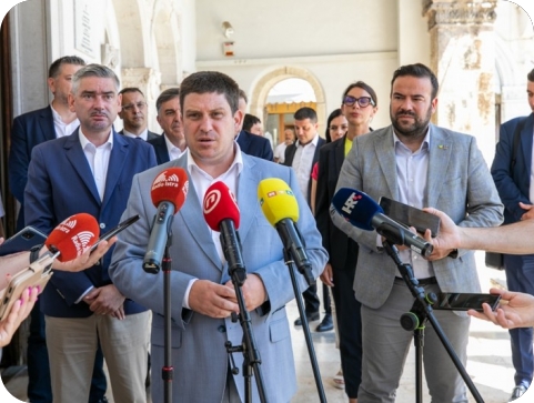 Potpredsjednik Vlade podržao projekte sanacije lukobrana i rekonstrukcije pulske Rive-137920