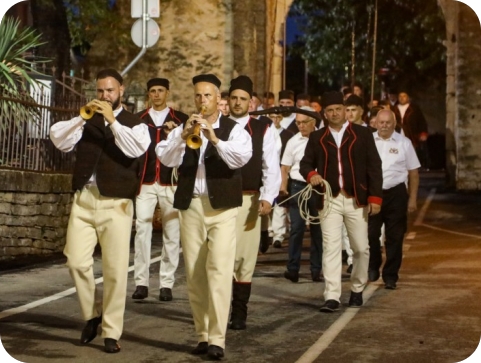 Unatoč kiši Barban otvorio 51. Trku na prstenac i vikend velike tradicije-162973