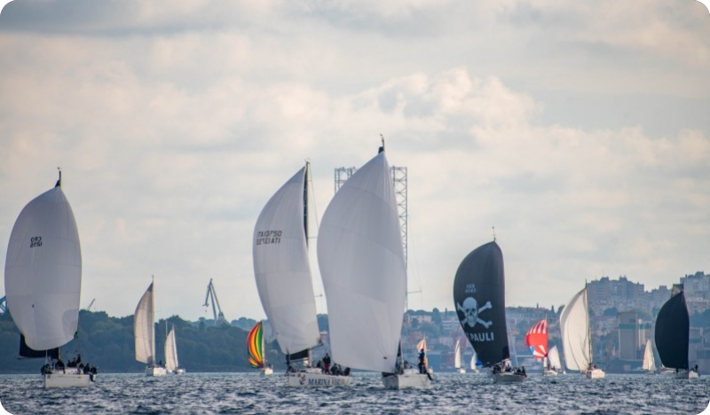 Jedriličarski klub Delfin obilježava 10 godina istarske lige krstaša-157984