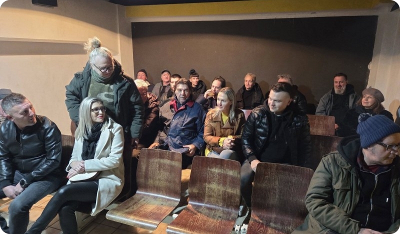 Prikazan nemontirani film iz daleke 2002. godine-156865