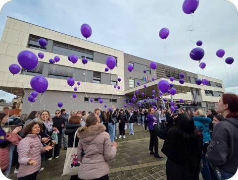 Medicinska škola Pula obilježila Međunarodni dan epilepsije puštanjem ljubičastih balona-158389