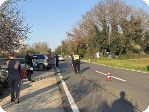 U sudaru automobila i motocikla u Marčani, preminuo motociklist-159163