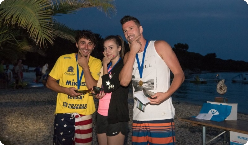 Umjetnici obranili naslov-89835