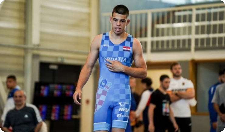 Jure Rajković iz HK Istarski Borac nastupio za Hrvatsku na Trofeju Jadrana-161106