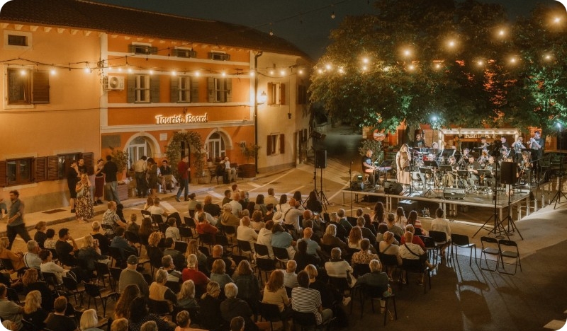 JazzIstra Orchestra oduševila publiku u Krnici-161444