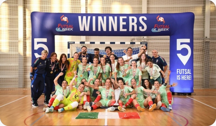 Srebro za hrvatske futsalašice i rekordnih 15 reprezentacija na juniorskom turniru u Poreču-161803