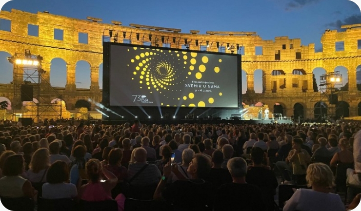 (VIDEO) Premijera epskog spektakla ‘‘Odiseja’’ napunila Arenu -162199