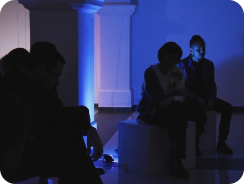 Održano performativno čitanje ‘’A Gathering Without a Manual’’ u galeriji Novo-157866