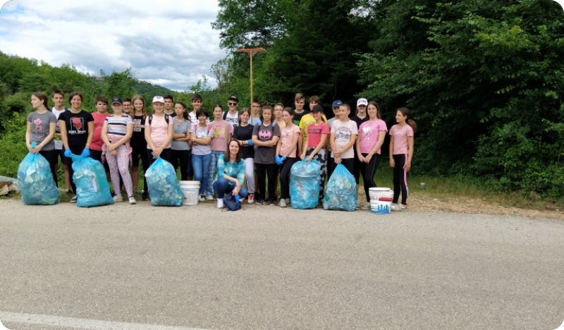 Radna akcija čišćenja otpada područnih škola Sv.Petar u Šumi i Tinjan-127706