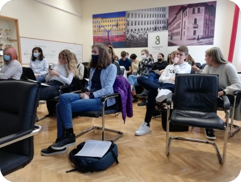 Učenici Gimnazije Pula sudjelovali u programu Euroscola Online-114660