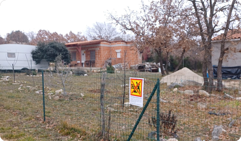 Inspektorat zabranio radove, ona nastavila betonirati i graditi zid u Rovinju-160190