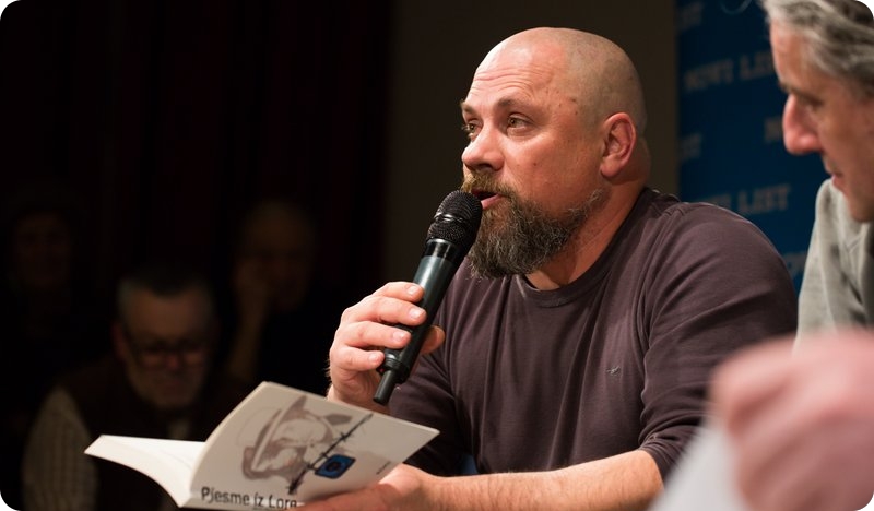 Boris Dežulović u svojoj kolumni “Ugovor s đavlom” opleo po svom sugrađaninu Filipu Zoričiću-126022
