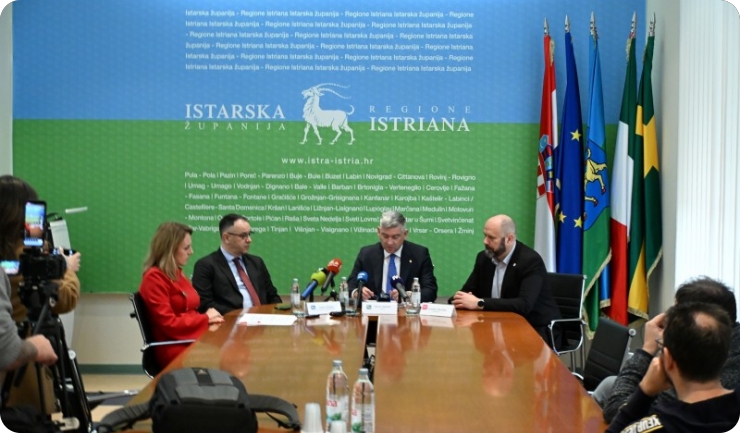 Otvorenjem Centra za sigurniji internet Istarska županija čini važan iskorak u sustavnoj zaštiti djece i mladih-158025