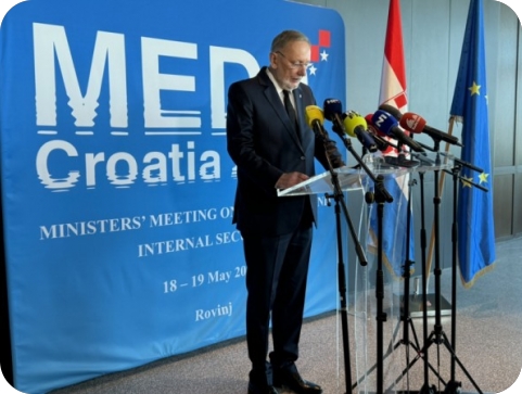 Božinović u Rovinju o slučaju u Drnišu: “Građani imaju pravo pitati kako je Aleksić bio na slobodi”-160708