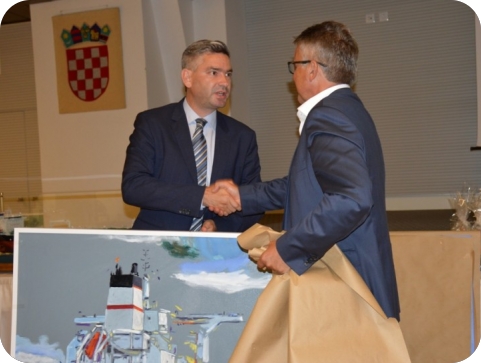 Gradonačelnik Pule čestitao Uljanik plovidbi 30 godina postojanja-71018
