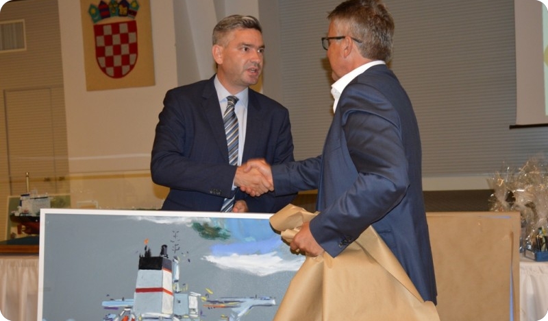 Gradonačelnik Pule čestitao Uljanik plovidbi 30 godina postojanja-71018