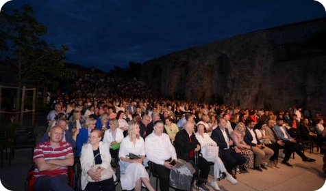 Otvoren Festival Melodije Istre i Kvarnera, a danas stiže u Pulu!-161182