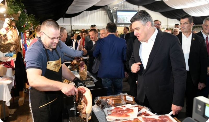 Milanović: Premali smo da bi se zadovoljili prosječnošću, moramo biti nadprosječni-131291