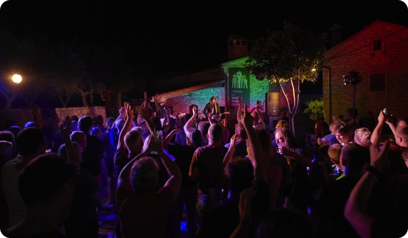 U petak počinje 15. jubilarno izdanje Festivala na dragom kamenu u Raklju-162353
