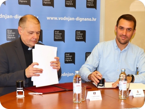 Grad i Župa konačno riješili pitanje vlasništva nad Župnim uredom u Vodnjanu-156699