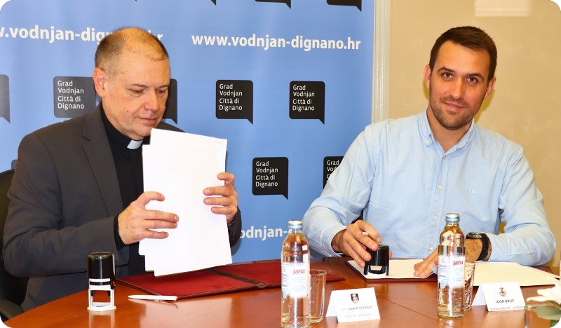 Grad i Župa konačno riješili pitanje vlasništva nad Župnim uredom u Vodnjanu-156699