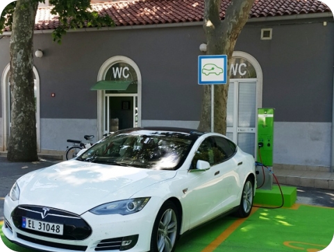 Prvi korisnik punionice električnih vozila na Karolini-58713